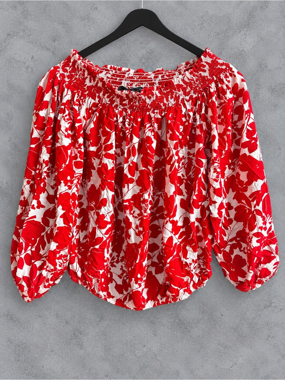 Tommy Hilfiger XS Red White Floral Smocked Off Shoulder Cropped Peasant Blouse